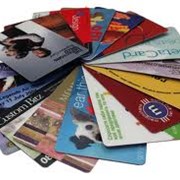 Дисконтные карты для торговли и сферы услуг Карты предоплаты Бейджи с цветной фотографией Любая персонализация карт эмбоссирование штрих-код магнитная полоса фото