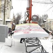 Монтаж информационной стеллы фото