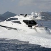 Моторная яхта Galeon 700 Skydeck фото