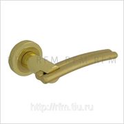 Дверная ручка на круглой розетке GALATEA. Арт. 1090/555 М1-М2 фото