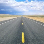 Строительство автострад, дорог, взлетно-посадочных полос фото