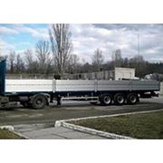 ВАРЗ — НПМ-2513.01 3-осный бортовой полуприцеп грузоподъемностью 27 000 кг. фото