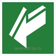 Указатель «Открывать движением на себя» фото
