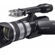 Видеокамера HDV Flash Sony NEX-VG10 + объектив 18-200 KIT фото