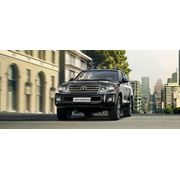 Автомобиль Toyota Land Cruiser 200 фото