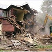 Разборка и снос зданий, расчистка строительных участков. фото