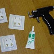Прокалывание ушей фото