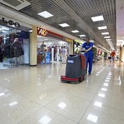 Комплексный уход за напольными покрытиями фото