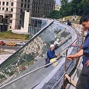 Работы ремонтно-строительные методом промышленного альпинизма фото
