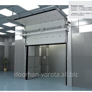Противопожарные секционные ворота фото