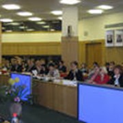 Проведение презентации и пресс-конференции фото
