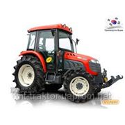 Пропашной сельскохозяйственный трактор KIOTI DK551C фото