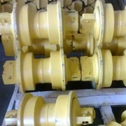 Каток опорный однобортный для бульдозера SHEHWA SD7 фото