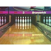 Боулинг (от англ. to bowl — катить) — спортивная игра в шары фото