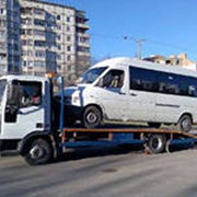Круглосуточная эвакуация автомобилей и техники любой сложности фото