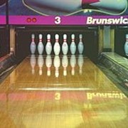 Боулинг (от англ. to bowl — катить) — спортивная игра в шары фото