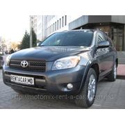 Прокат автомобилей Toyota RAV 4 фото