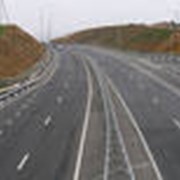 Строительство автострад, дорог, взлетно-посадочных полос фото