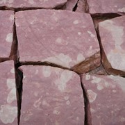 Доломитизированный известняк неокантованный односторонней обработки высота до 200 мм., толщина 15-30 мм (Без скола) фото
