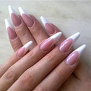 Наращивание ногтей “Френч“ классический + типсы фото