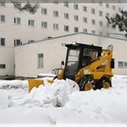 Уборка прилегающих территорий фото
