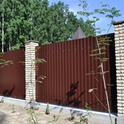Забор из профлиста /профнастила под ключ фото