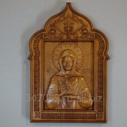 Резные иконы из дерева. фото