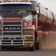 Перевозки автомобильные бестарных и насыпных грузов фото