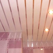 Потолки реечные подвесные фото