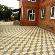 Укладка тротуарной плитки на песок фото