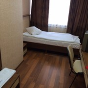 Номер Эконом, общий сан узел и ванная комная на 4 номера фото
