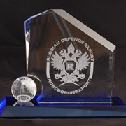 Услуги по лазерной гравировке на стекле фото