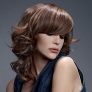 Шатенка – главный модный парикмахерский тренд 2013 года фотография