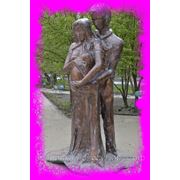 В центре Новосибирска появилась скульптура любви фотография