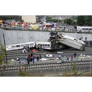 Крушение поезда в Испании: 77 погибших, более 140 пострадавших фотография