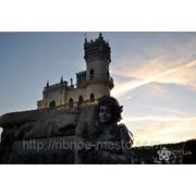 Замок Ласточкино гнездо отпраздновал вековой юбилей фотография