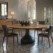 Итальянская мебель в Emporium Interiors фотография