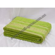 Бамбуковые простыни, вафельные полотенца, пляжные полотенца, фартуки для кухни. фотография