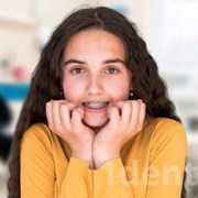 Больно ли ходить с брекетами фотография