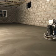 Пример заливки бетонных полов в гараже фотография