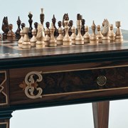 Шахматы и шахматные столы. Срочная доставка! фотография