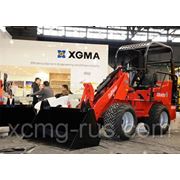 XGMA представил на Bauma 2013 погрузчик для фермеров фотография