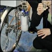 Велосипед для очистки воды фотография