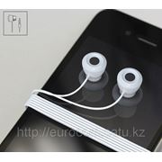 Концепт ушей-присосок Ear Tentacles для iPhone фотография