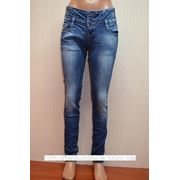 Женские модные джинсы 2013, фотография