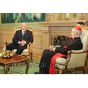 Лукашенко принял кардинала по межрелигиозному диалогу фотография