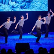 Спектакль «На разных языках звучит Победа» в ЦДКЖ фотография