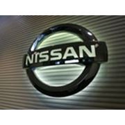 Nissan отзывает 56 тысяч машин из-за проблем со стоп-сигналами фотография