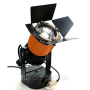 OSRAM выпустил новинку Kreios SL яркий, компактный и легкий универсальный светильник для студий и театрального применения с LED источником света. фотография