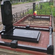 Гранитные памятники на могилу фотография